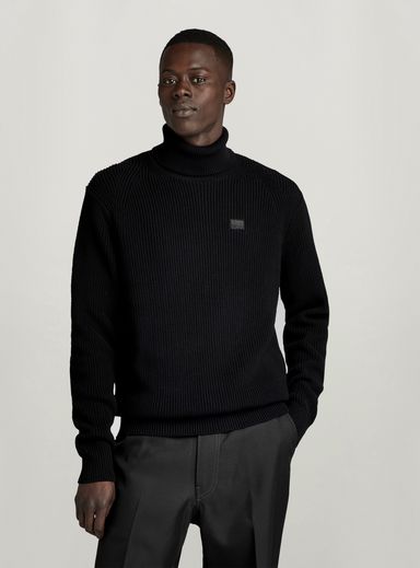 Pullover Turtle Knitted